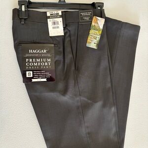 Haggar Gray Premium Comfort Dress Pant SIZE 29X32
